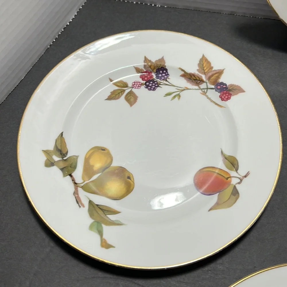 Royal Worcester Evesham Salad Plate set of‎ 4